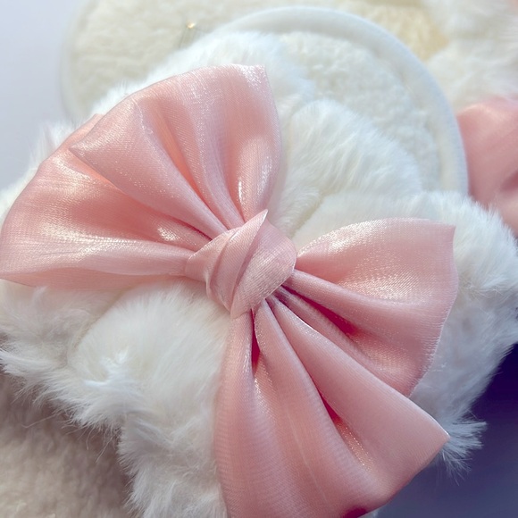 LAST PAIR Fluffy Pink Bowknot Bow Slides Slippers with EVA Soles Sz 7/8 Women’s - Picture 6 of 7